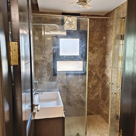 Greenleaf Apartment And Suites, Greater Kailash 1 Új-Delhi Kültér fotó