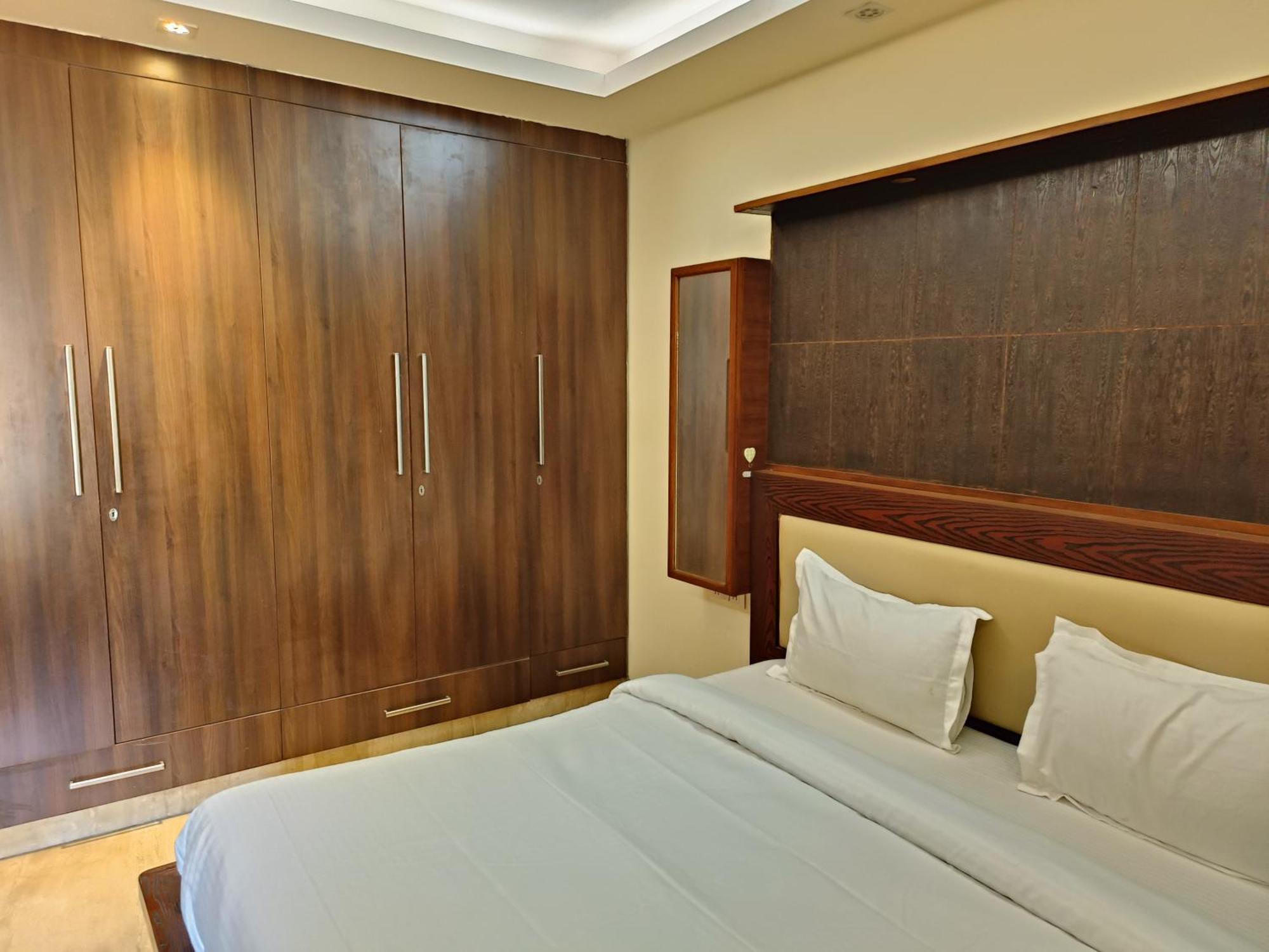 Greenleaf Apartment And Suites, Greater Kailash 1 Új-Delhi Kültér fotó