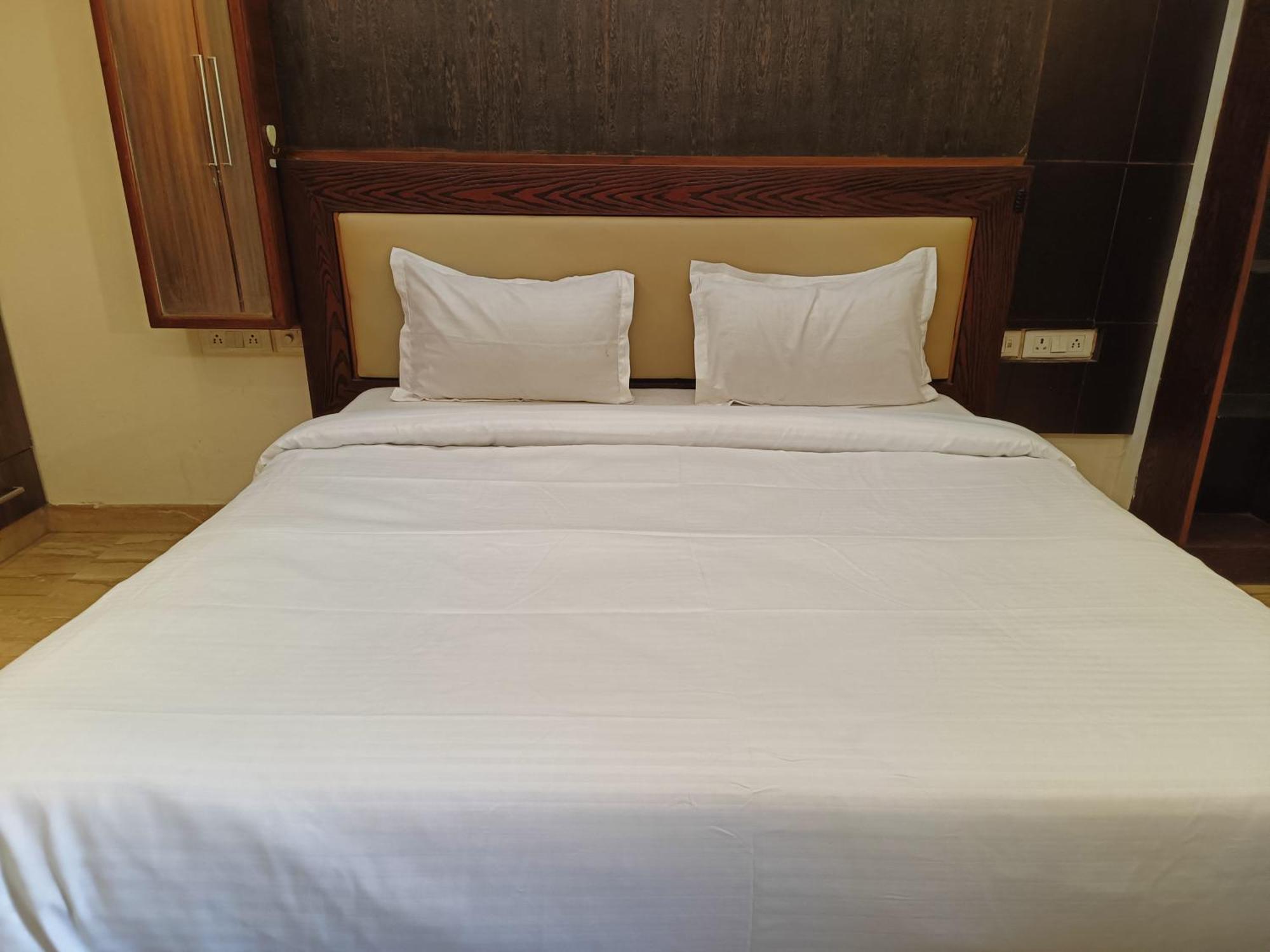 Greenleaf Apartment And Suites, Greater Kailash 1 Új-Delhi Kültér fotó